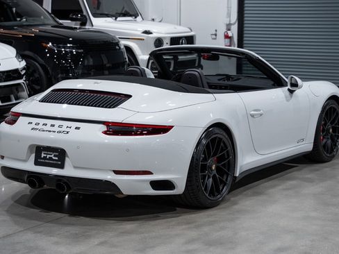 Used 2018 Porsche 911 Carrera GTS RWD image 7