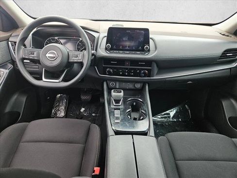 Used 2023 Nissan Rogue S FWD image 17