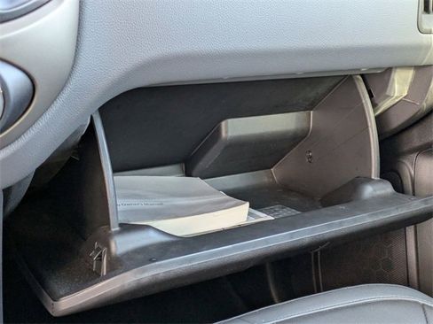 Used 2018 Chevrolet Colorado Z71 image 22