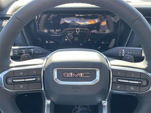 New 2026 GMC Terrain Elevation w/ Elevation Premium Package image 17