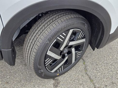 New 2026 Nissan Kicks S image 6