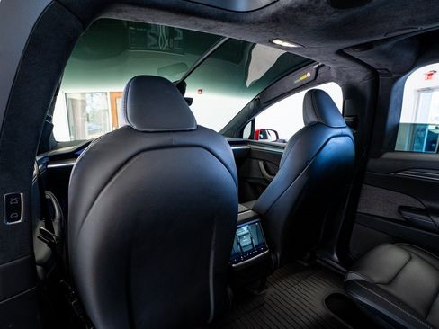 Used 2024 Tesla Model X Plaid image 52