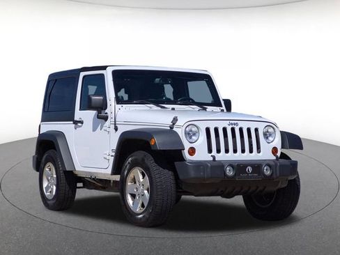 Used 2013 Jeep Wrangler Sport AWD/4WD image 3