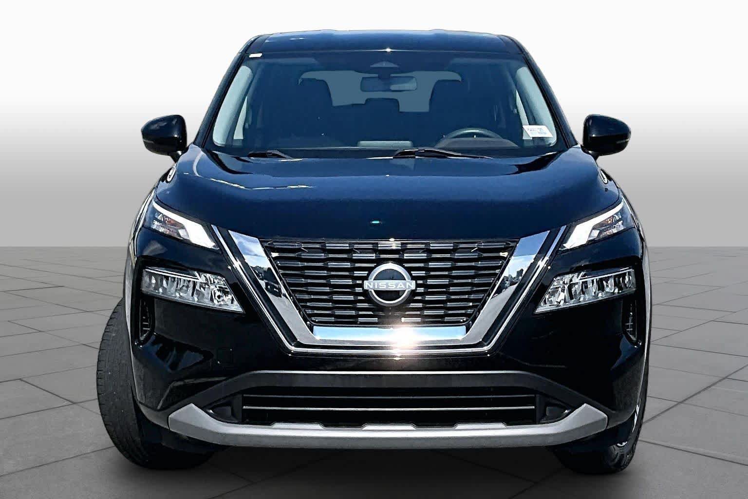 Used 2023 Nissan Rogue SV FWD image 4