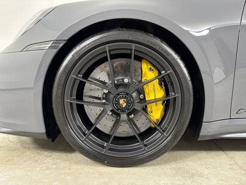 Certified 2025 Porsche 911 Carrera 4 GTS AWD/4WD image 13