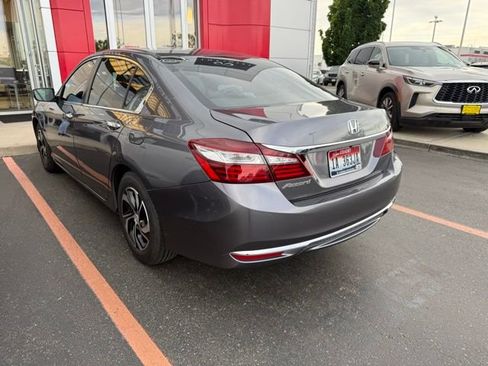 Used 2017 Honda Accord LX image 7