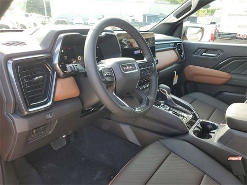 New 2025 GMC Canyon AT4 w/ Nightfall Edition image 20