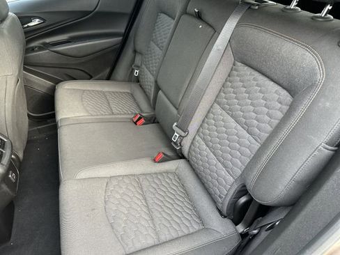 Used 2019 Chevrolet Equinox LT w/ Driver Convenience Package AWD/4WD image 25