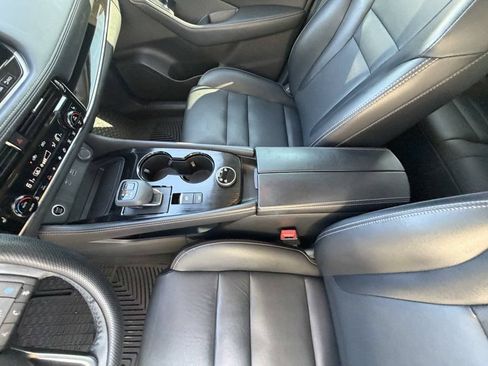 Used 2022 Nissan Rogue SL AWD/4WD image 18