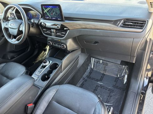 Certified 2020 Ford Escape Titanium image 12