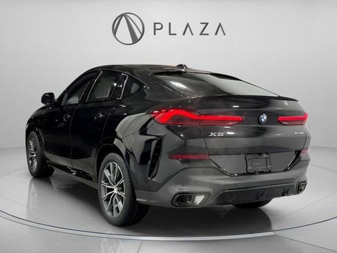New 2026 BMW X6 xDrive40i w/ Executive Package image 4