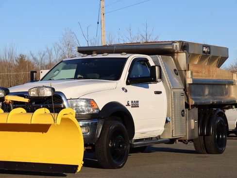 Used 2017 RAM 5500 Tradesman w/ Power & Remote Entry Group image 4