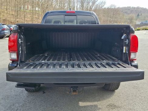 Used 2023 Toyota Tacoma SR AWD/4WD image 26