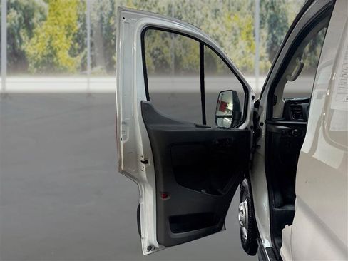 Used 2023 Ford Transit 150 Low Roof AWD image 19