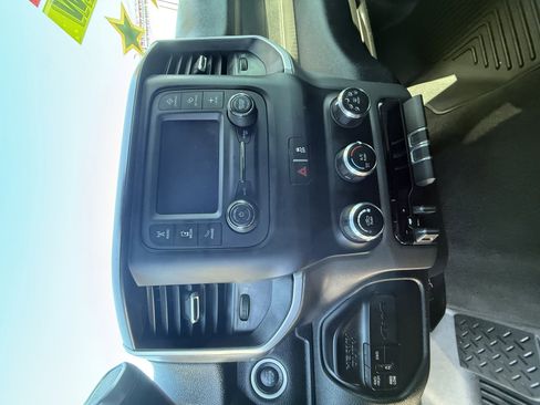 Used 2021 RAM 2500 Big Horn image 10