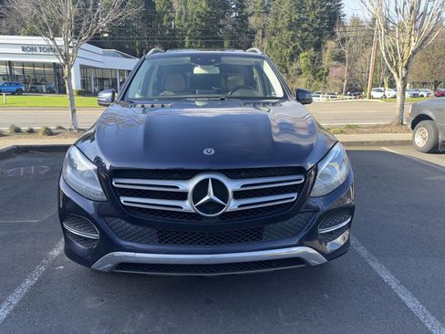 Used 2018 Mercedes-Benz GLE 350 4MATIC image 2