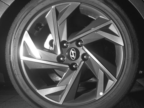 Used 2025 Hyundai Elantra SEL image 15