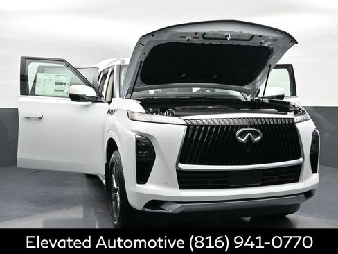 Certified 2026 INFINITI QX80 Pure w/ Cargo Package AWD/4WD image 39