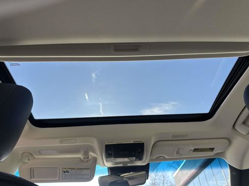 Used 2021 Lexus ES 350 w/ Premium Package image 18