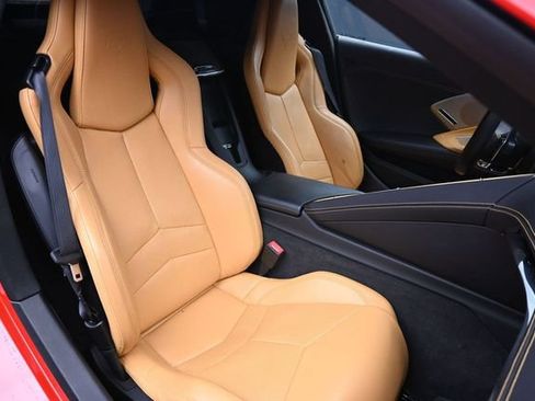 Used 2020 Chevrolet Corvette Stingray Preferred Cpe w/ 2LT Preferred Equipment Group RWD image 17