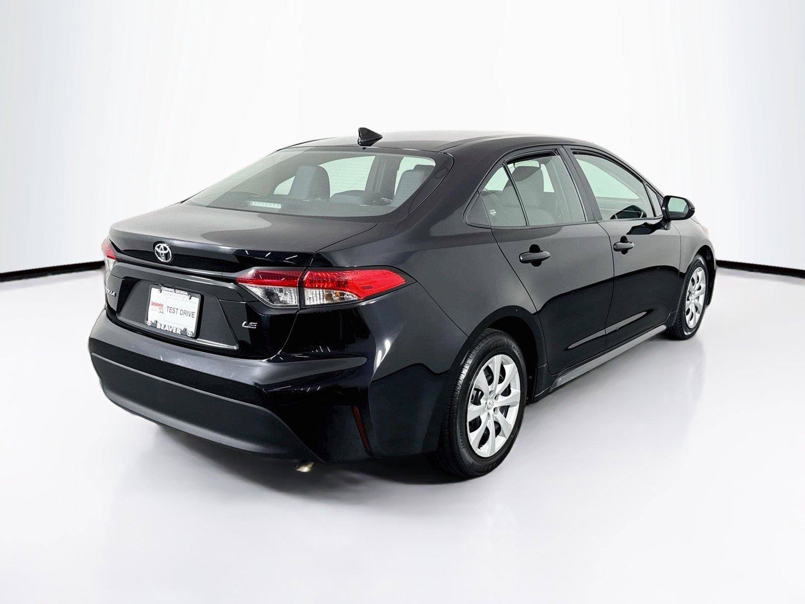 Certified 2024 Toyota Corolla LE FWD image 2