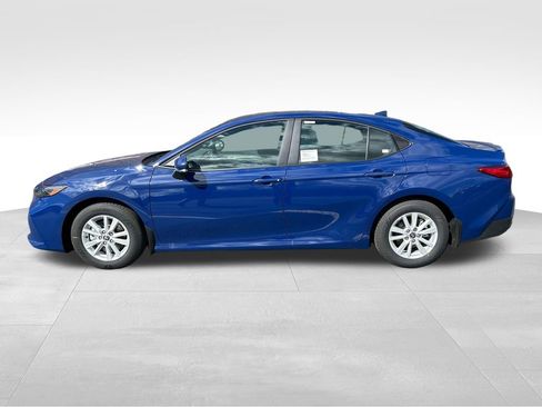 New 2026 Toyota Camry LE image 2