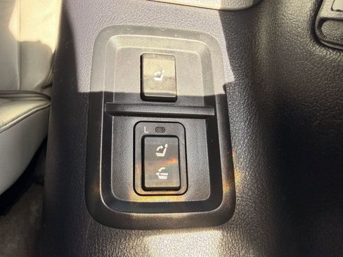 Used 2011 Toyota Sequoia SR5 image 16