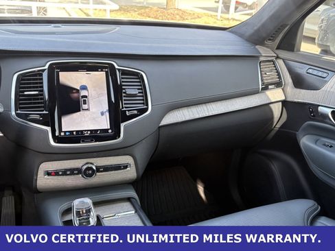 Certified 2024 Volvo XC90 B6 Ultimate w/ Lounge Package image 14