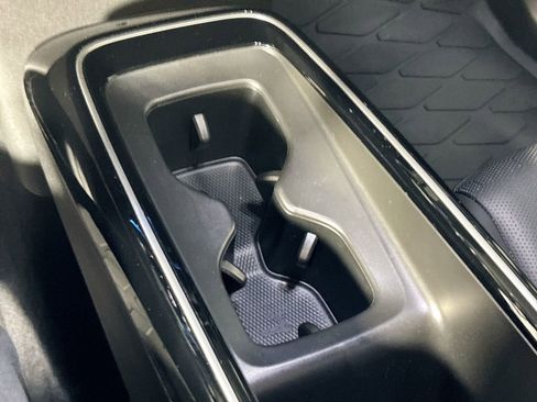 Certified 2023 Volkswagen ID.4 Pro S image 16