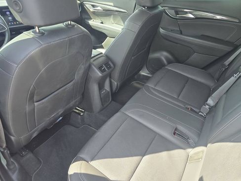 Used 2021 Buick Envision Essence w/ Sport Touring Package FWD image 12