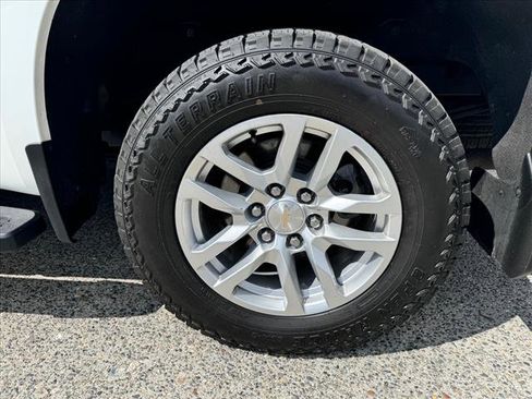 Used 2020 Chevrolet Silverado 1500 LT w/ All-Star Edition image 5