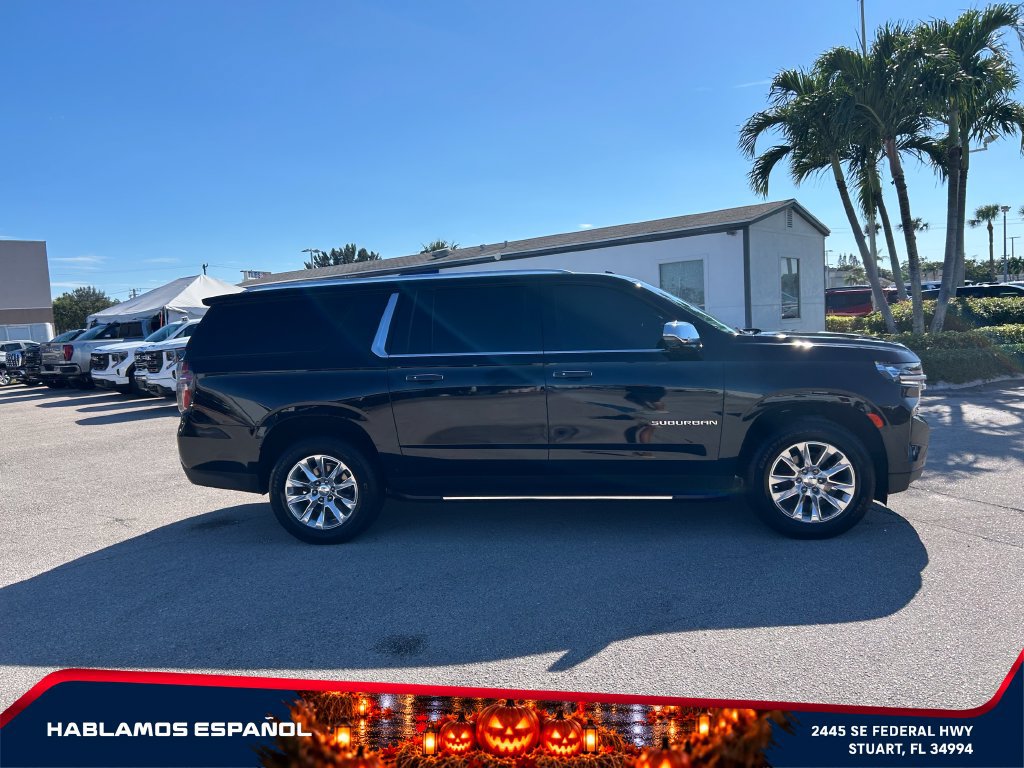 Used 2024 Chevrolet Suburban Premier AWD/4WD image 4