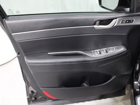 Used 2023 Hyundai Palisade Limited FWD image 6