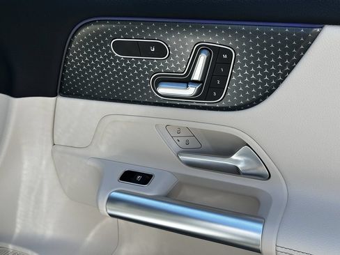 Certified 2026 Mercedes-Benz GLA 250 4MATIC w/ Midnight Edition image 17