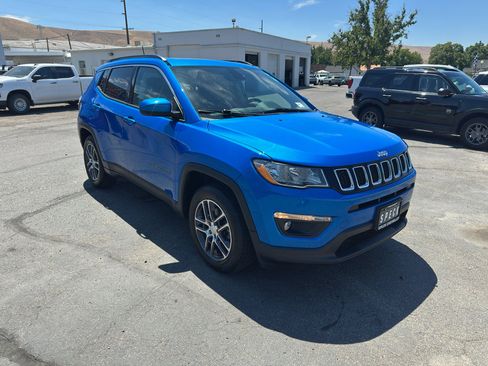 Used 2020 Jeep Compass Latitude FWD image 7
