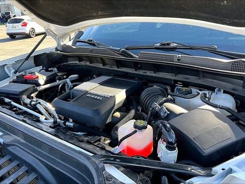 Used 2024 GMC Sierra 1500 AT4X image 33