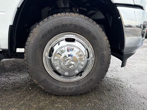 New 2026 RAM 3500 Tradesman image 9