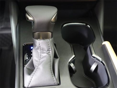 New 2025 Lexus ES 350 w/ Premium Package image 18