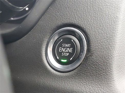 Certified 2023 Cadillac XT4 Sport w/ Cold Weather Package image 20