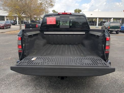 Certified 2024 Nissan Frontier SL w/ Technology Package RWD image 13