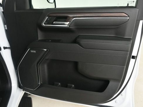 Used 2023 GMC Sierra 1500 SLT w/ SLT Premium Package image 24