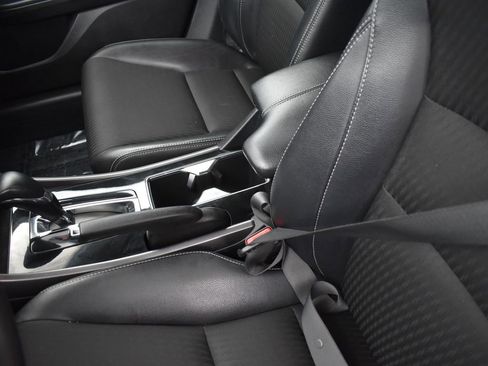 Used 2016 Honda Accord Sport image 14