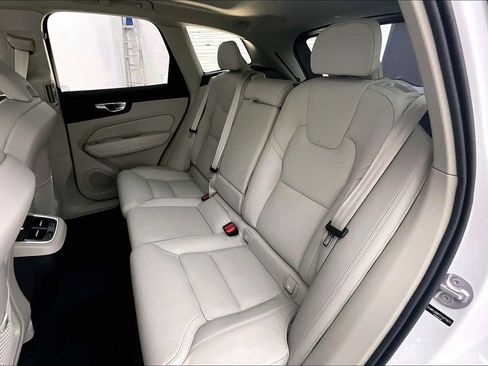New 2026 Volvo XC60 B5 Ultra w/ Protection Package Premier image 27