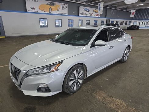 Used 2019 Nissan Altima 2.5 SL image 6
