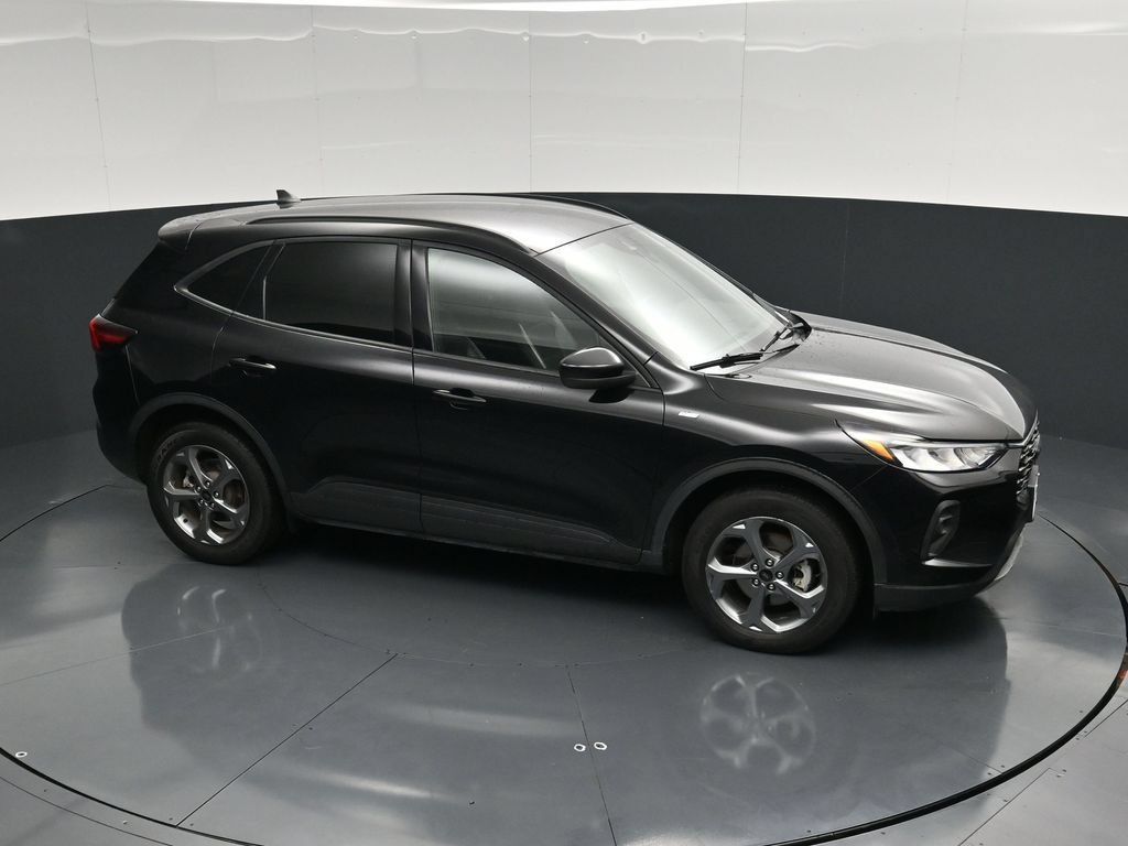 Used 2025 Ford Escape ST-Line Select AWD/4WD image 36