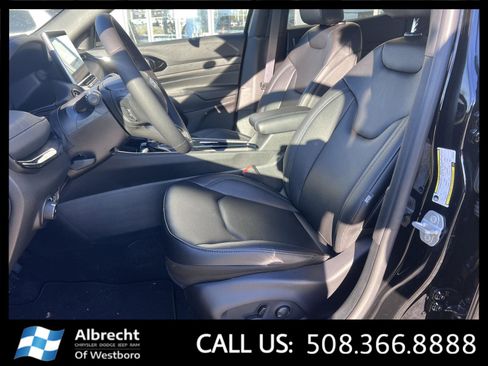 New 2026 Jeep Compass Limited w/ Sun, Sound & Navigation Group image 10