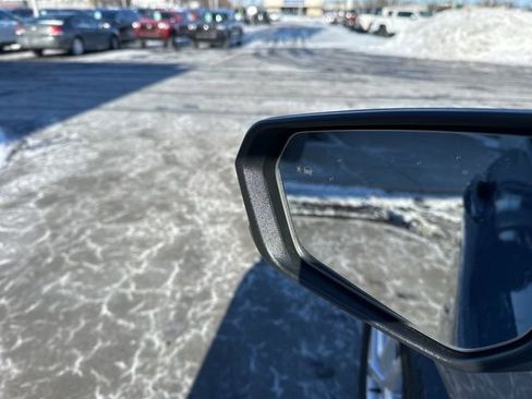 Used 2024 Chevrolet Equinox LT image 11