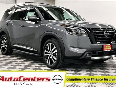 New 2025 Nissan Pathfinder Platinum w/ Lighting Package (N93)