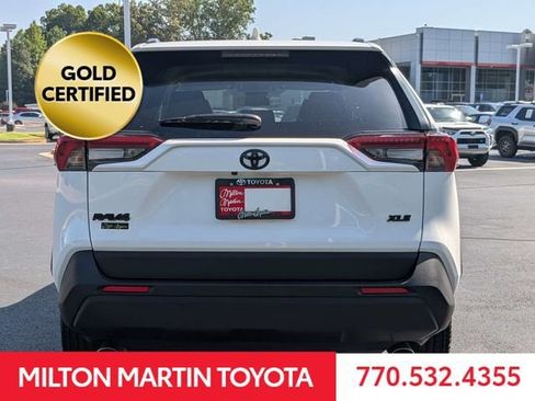 Certified 2025 Toyota RAV4 XLE FWD image 9