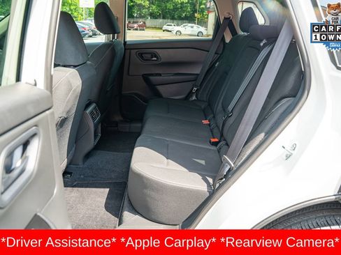 Used 2025 Nissan Rogue S AWD/4WD image 18